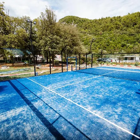 Maslinica Narcis Hotel 4*