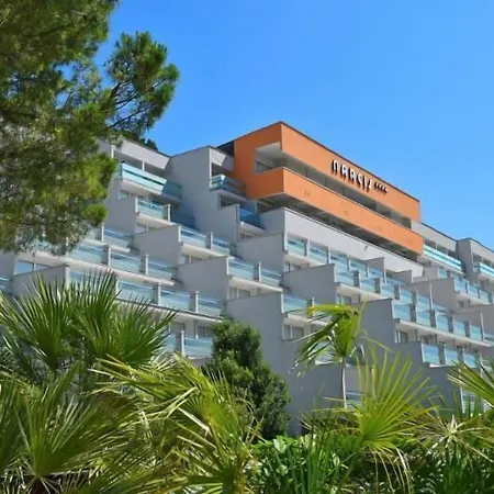 Maslinica Narcis Hotel 4*