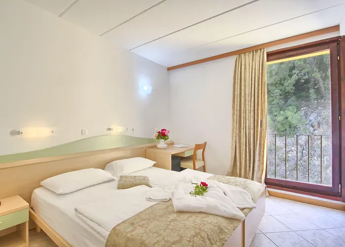 Maslinica Narcis Hotel 4*