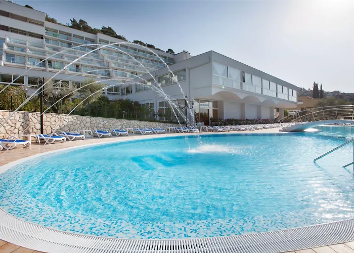 Maslinica Narcis Rabac