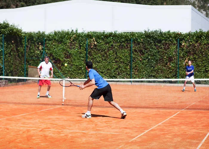 Maslinica Narcis Hotel 4*