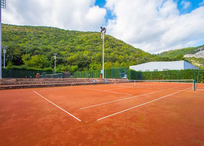 Maslinica Narcis Hotel 4*